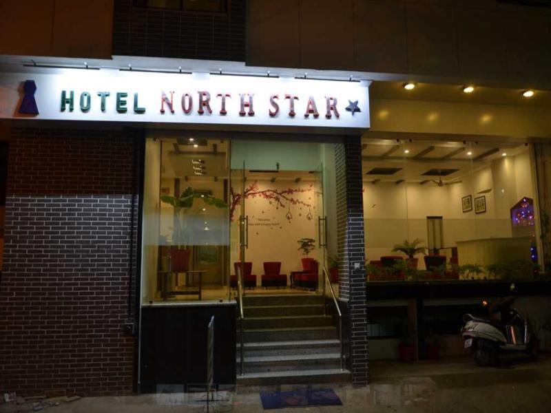 Hotel North Star Udaipur Exteriör bild
